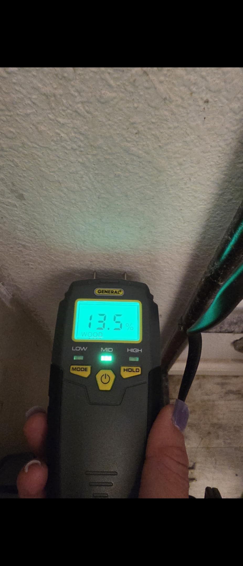 General Tools MMD4E Moisture Meter for Wood, Walls & Water Leak Detection customer photo 2