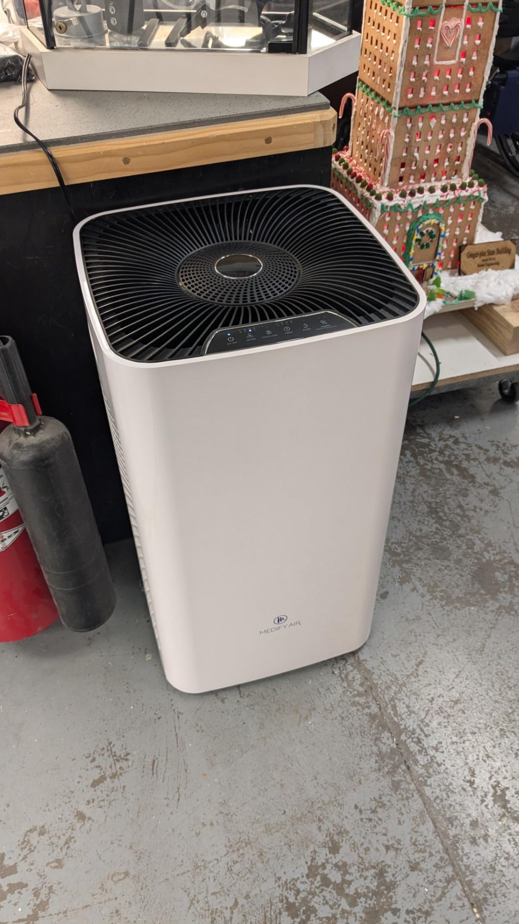 Medify MA-40 Air Purifier with HEPA Filter | 1,793 ft² Coverage in 1hr for Smoke, Wildfires, Odors, Pollen, Pets | Quiet Removal to 0.3 Microns | White, 1-Pack customer photo 2