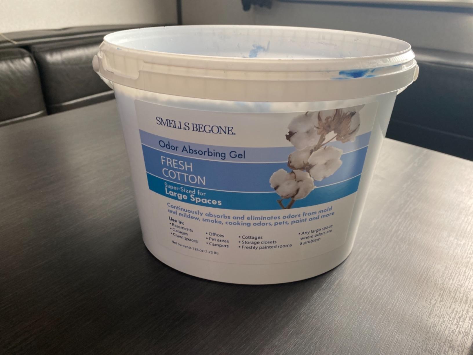 SMELLS BEGONE 1-Gallon Gel Odor Eliminator – High-Capacity, Long-Lasting Absorber for Large Basements, Garages, Workshops & Commercial Areas – Remove Tough Odor with Essential Oils (Energizing Citrus) customer photo 2