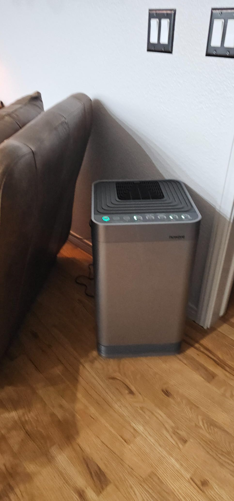 Nuwave OxyPure Ultra Clean Air Purifier for Extra Large Room, Office | 5 Stage Filtration System, 4 Extra True HEPA Filters, Removes up to 99.99% of Dust, Pet Hair, Odors, Pollen, VOCs, Smart Wifi customer photo 1