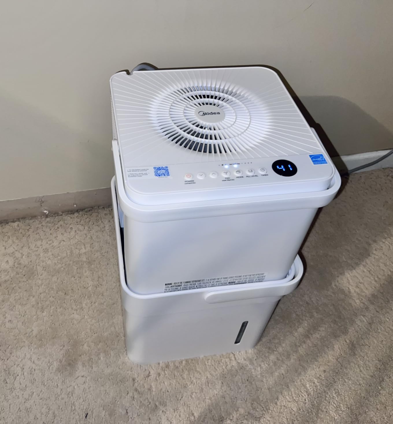 Midea Cube 20 Pint Dehumidifier for Basement, 1,500 Sq. Ft, Energy star | Large Capacity Water Tank with Drain Hose, Wi-Fi Enabled, Works with Alexa, Quiet Operation for Basement, Home, Bedroom customer photo 2