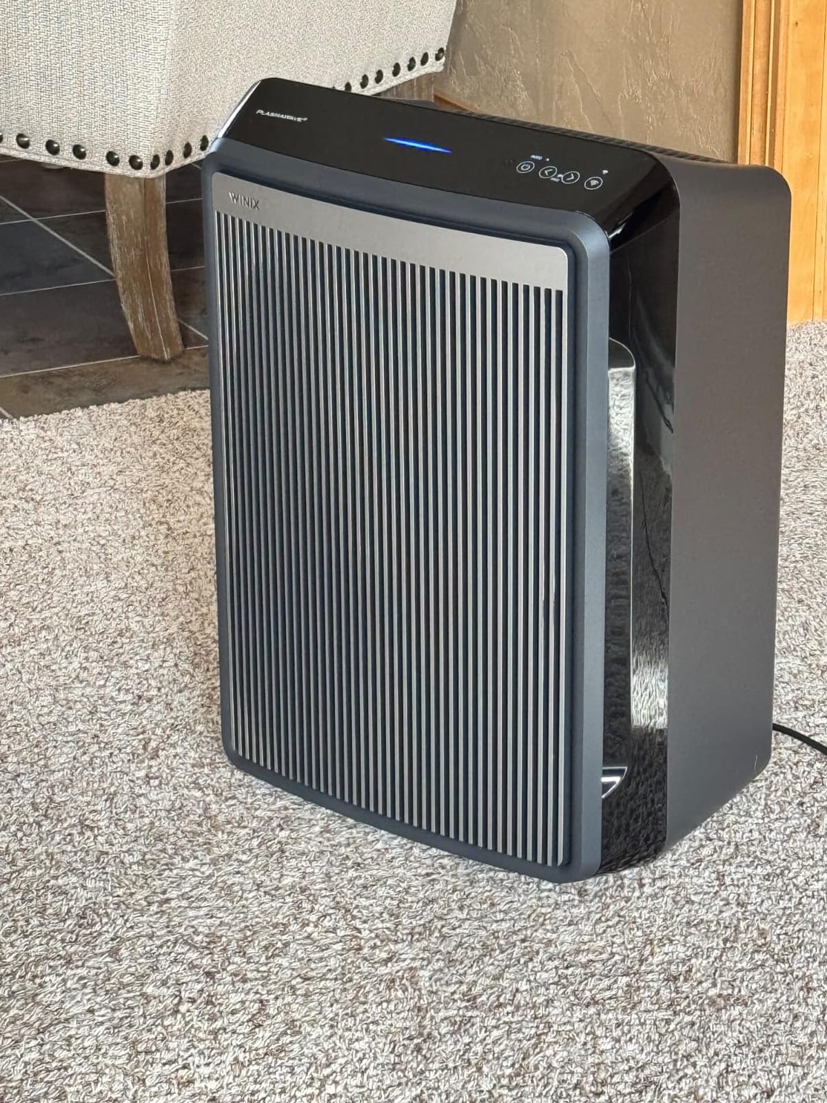 WINIX 9800 4-Stage True HEPA Air Purifier with WiFi and PlasmaWave, 500 Sq Ft, Black, Large customer photo 2