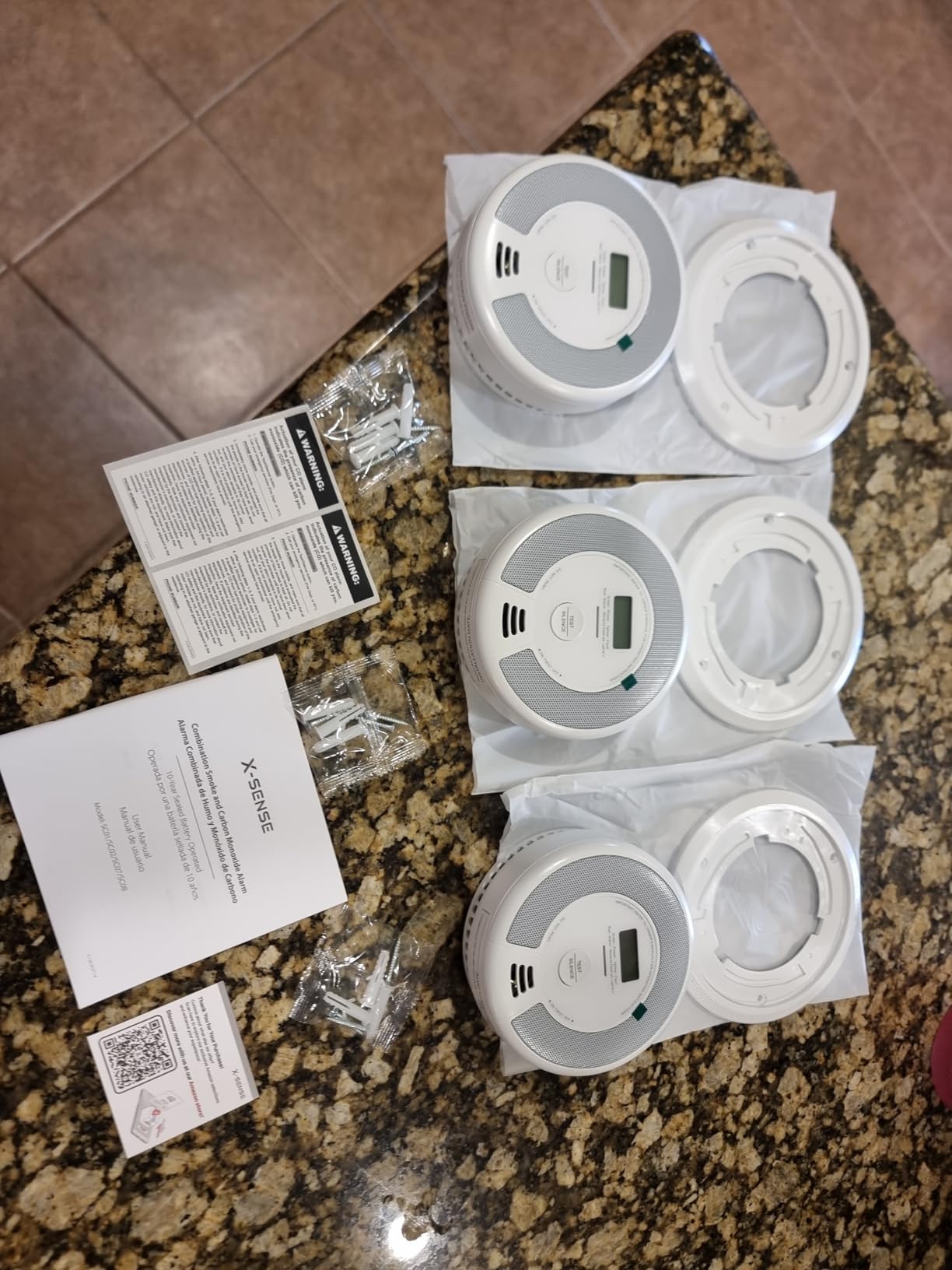 X-Sense Smoke Detector Carbon Monoxide Detector Combo, SC07, 10-Year Sealed Battery, 2-in-1 Smoke & CO Detection, LCD Display, UL 217 & UL 2034 Certified customer photo 1