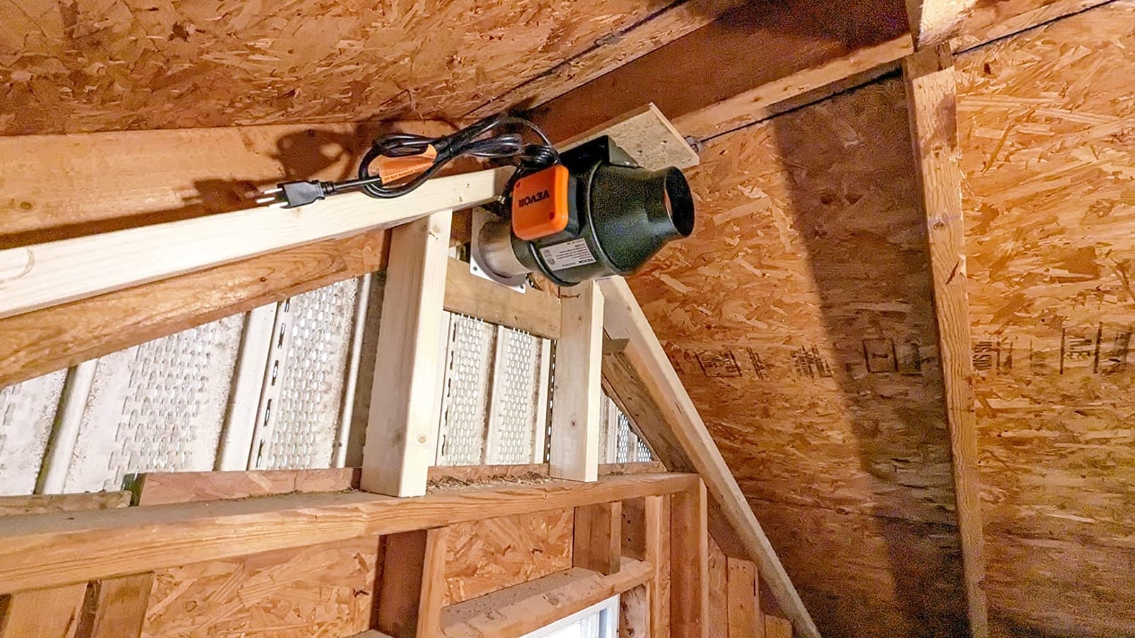 VEVOR Inline Duct Fan, 8-Inch 807 CFM with Temperature Humidity Controller, Quiet EC-Motor Ventilation Exhaust Fan for Cooling Booster, Grow Tents, Hydroponics customer photo 2