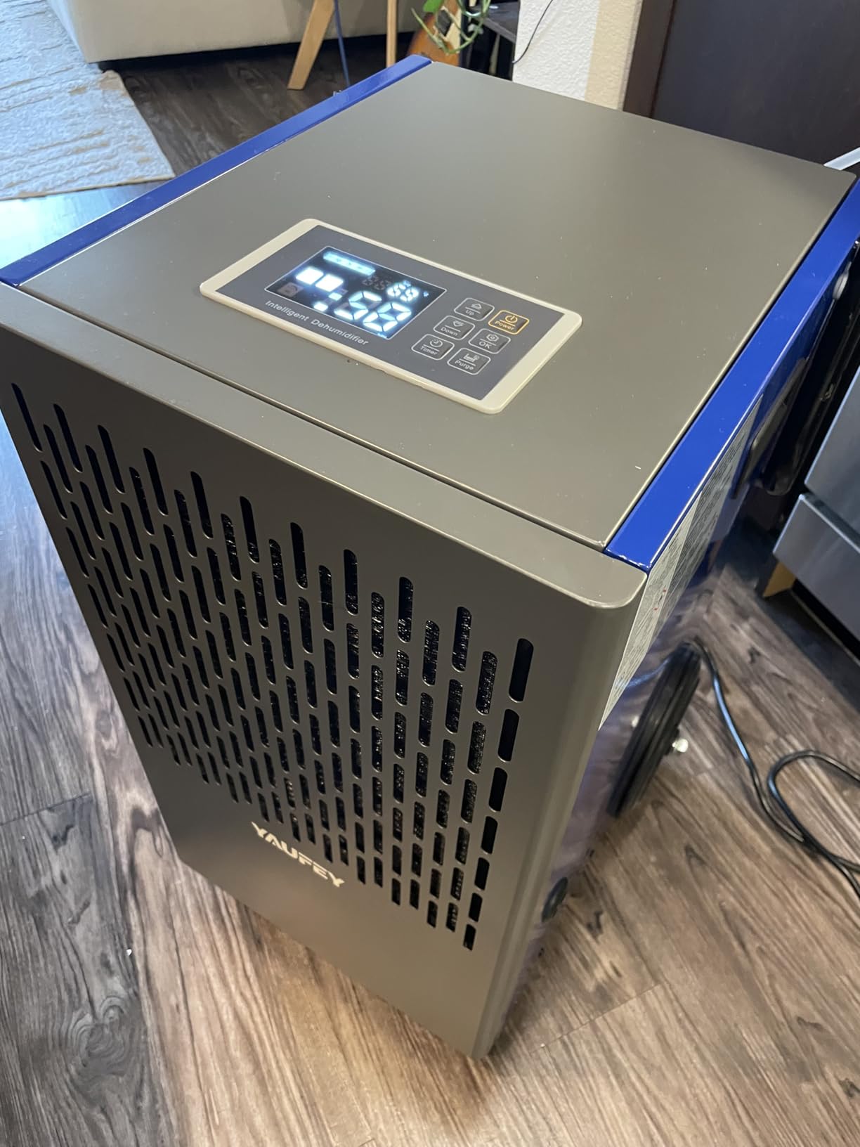 Yaufey 155 Pints Commercial Dehumidifier with Pump, for Basement up to 8000 Sq. Ft, Large Capacity Industrial Dehumidifier for Large Room with Intelligent Humidity Control customer photo 1