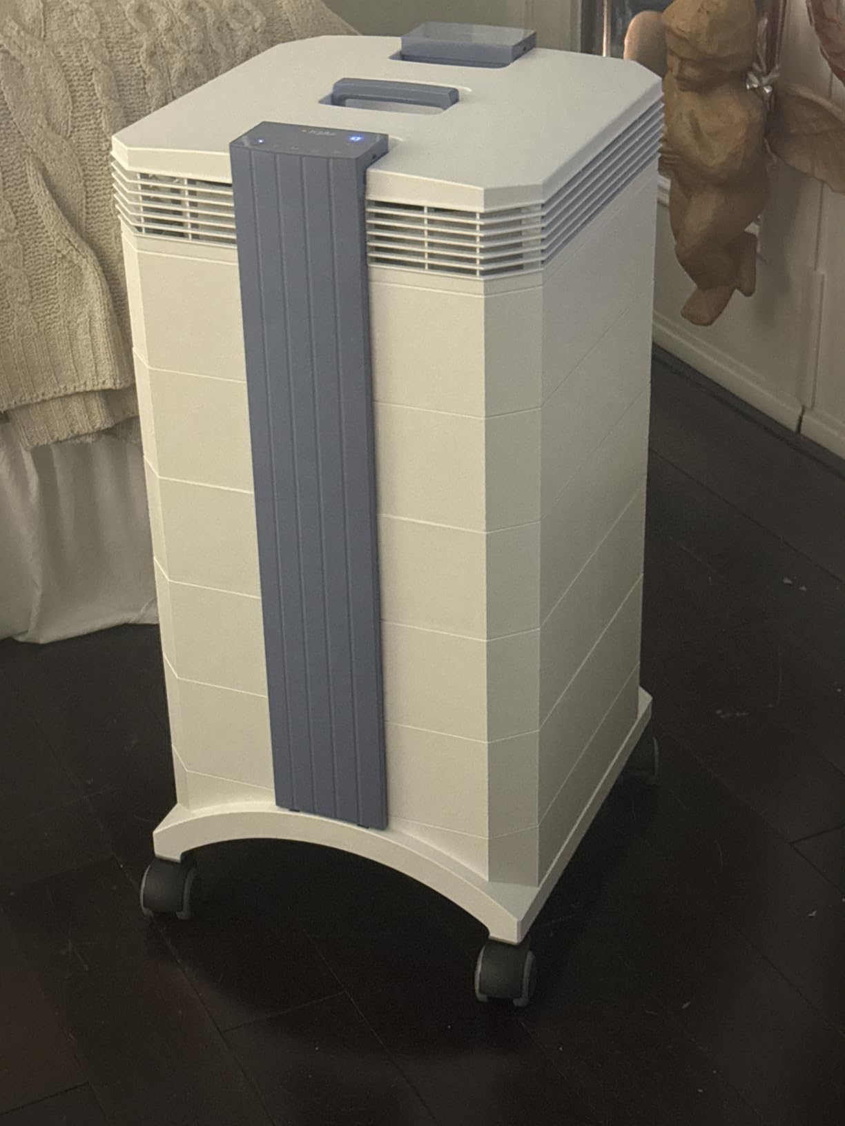HealthPro Plus XE Air Purifier HyperHEPA WiFi, Large Rooms 1125 sq ft customer photo 2