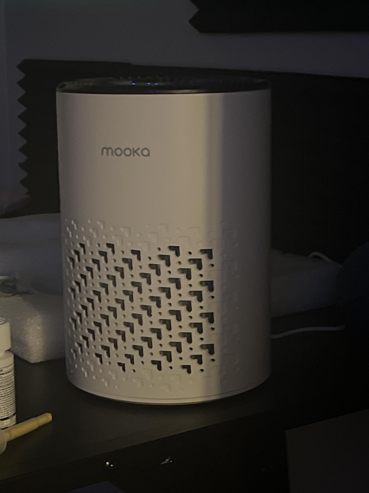 Air Purifier for Bedroom Home, MOOKA HEPA Filter for Pets Odor Smoke Pollen | 15dB Quiet Small Air Cleaner with Aromatherapy for Dorm, Office, Living Room, Captures Dust Pet Hair Dander, KJ067L, White customer photo 2