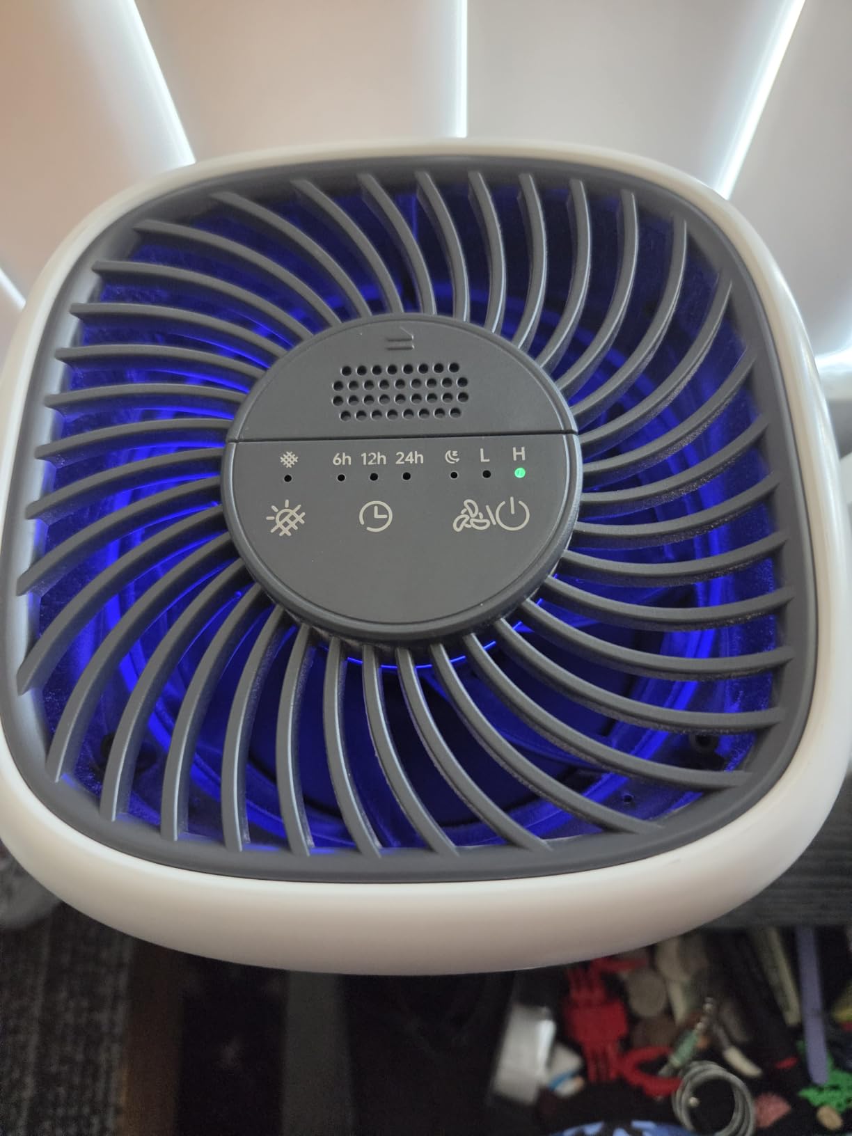 VOOPNU Air Purifiers for Home, High Efficiency Filter Up to 1076 Ft², White | for Pet Hair, Odors, Pollen, Smoke, Compact Air Cleaner with 3 Speeds, Timer, Aroma 22 dB Quiet 360° Intake, DH-JH12 customer photo 2
