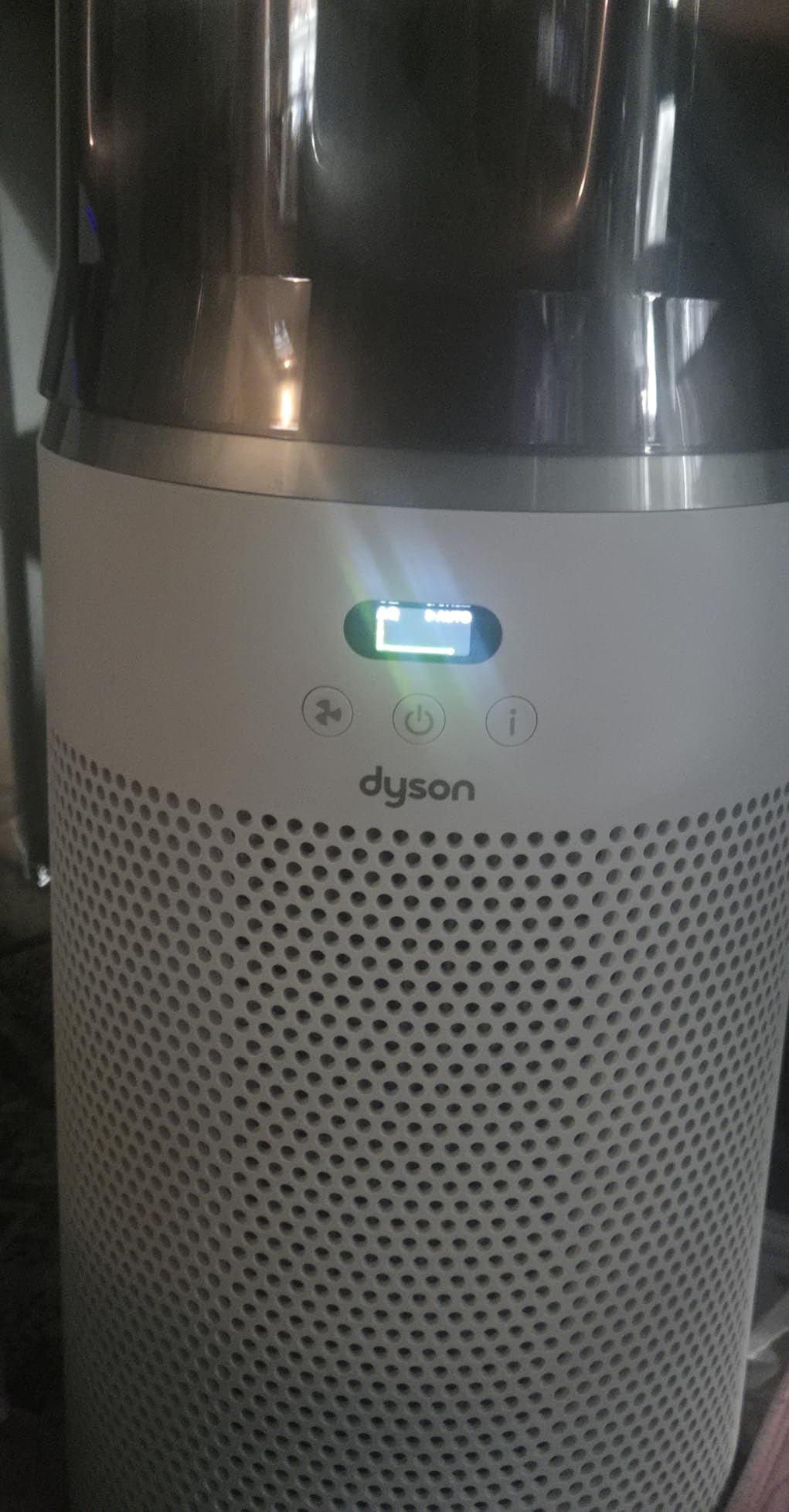 Dyson Hushjet Compact Air Purifier, Powerful, Whisper-quiet (White/Silver) customer photo 1