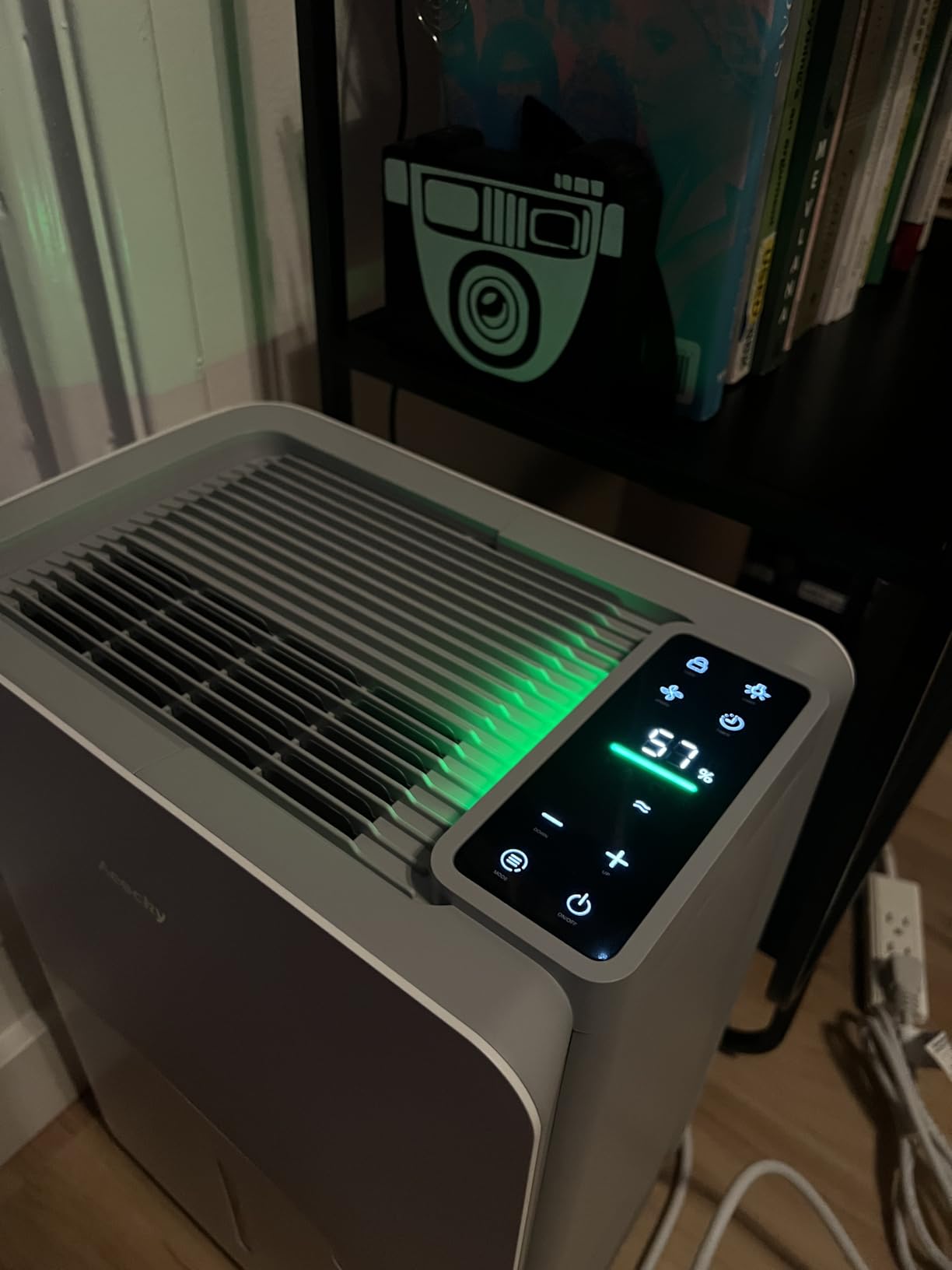 AEOCKY 50 Pint/Day, 3500Sq.Ft Compressor Dehumidifier with Drain Hose | 0.8 Gallon Water Tank Capacity, for Basement, Home, Bedroom, Bathroom, RV, Garage, Intelligent Humidistat, Quiet customer photo 2