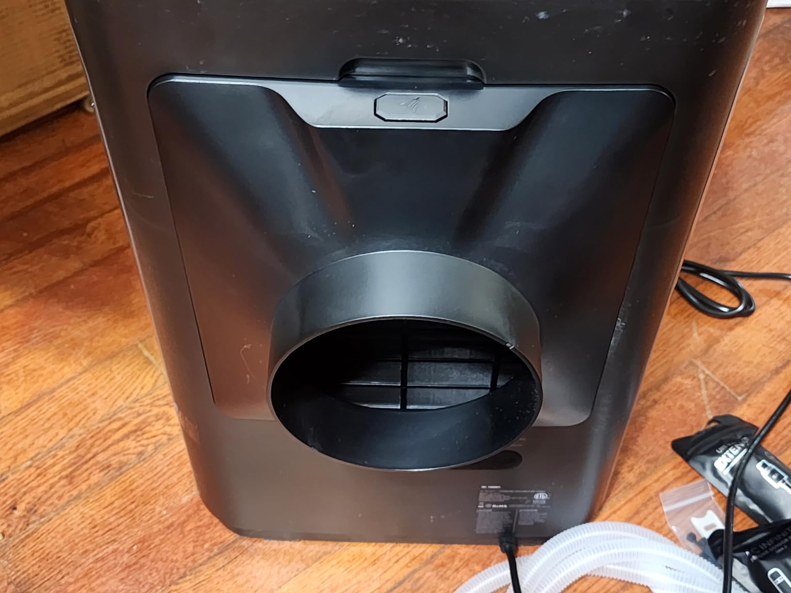 AC Infinity HYDRONE 7, Smart Plant Dehumidifier, Humidity and VPD Control. | 10 Drying Levels, Precise Rotary Motor, AI Targeting, Effective in Hot/Cold Environments, for 4-6 Plants in Grow Tents customer photo 1