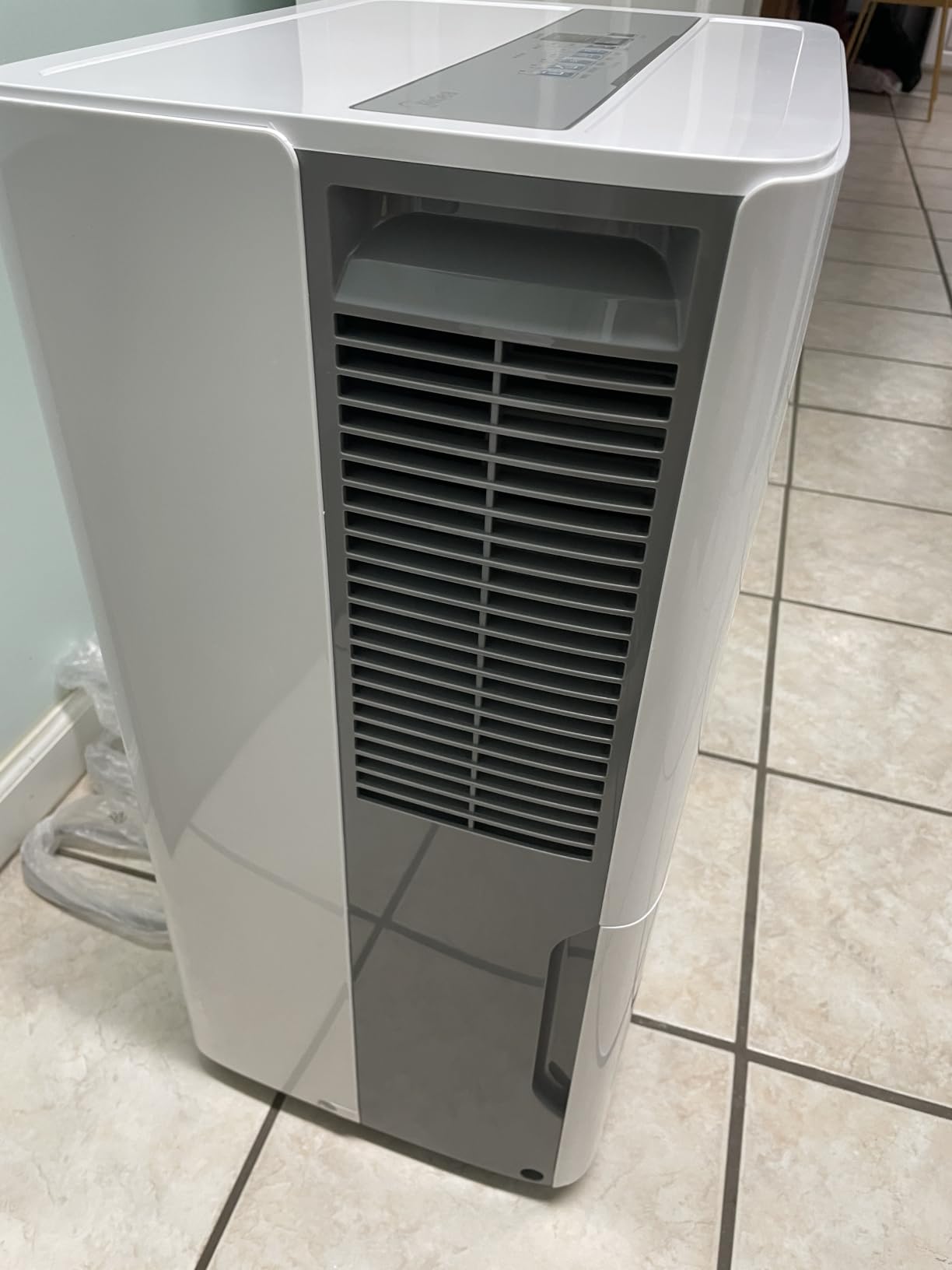 Midea 50 Pint Dehumidifier with Pump, 4,500 Sq. Ft, Energy Star | Reusable Air Filter, Continuous Drainage, Wi-Fi Enabled, Works with Alexa, Quiet Operation for Basement, Home customer photo 1