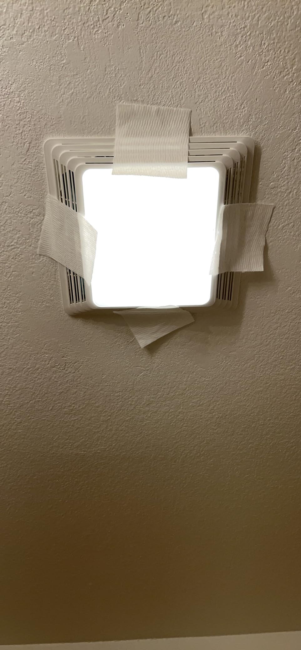 Broan- NuTone 678 Ventilation Fan and Light Combo for Bathroom and Home, 100 Watts, 50 CFM customer photo 1