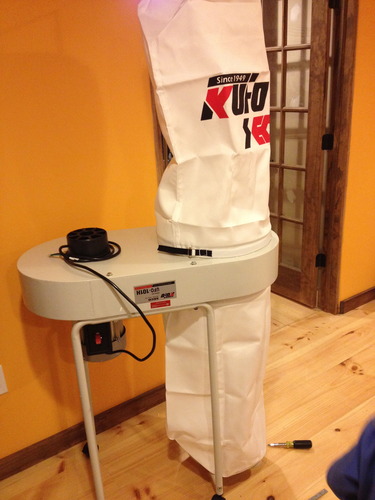 Kufo Seco UFO-101H2, 2HP, 1phase 220V.1550 CFM Vertical Bag Dust Collector customer photo 2