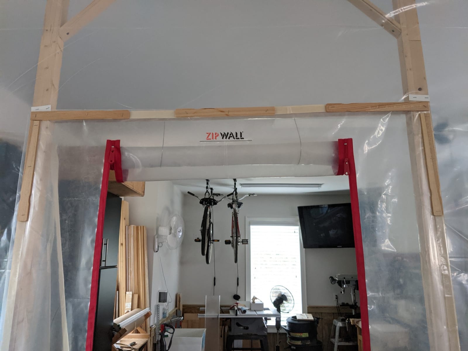 ZIPWALL ZipDoor ZDS Standard Dust Barrier Zipper Door Kit, 1 Pack, Red customer photo 1