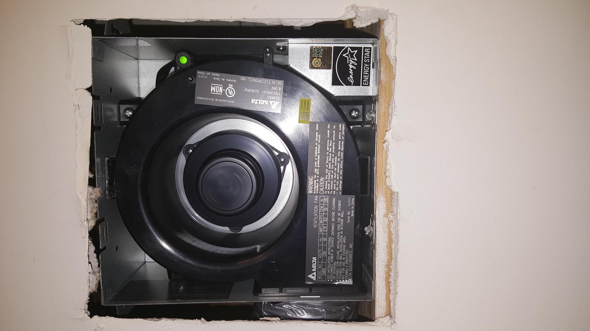 DELTA ELECTRONICS (AMERICAS) LTD. BreezSlim SLM50 50 CFM Exhaust Bath Fan, White customer photo 1