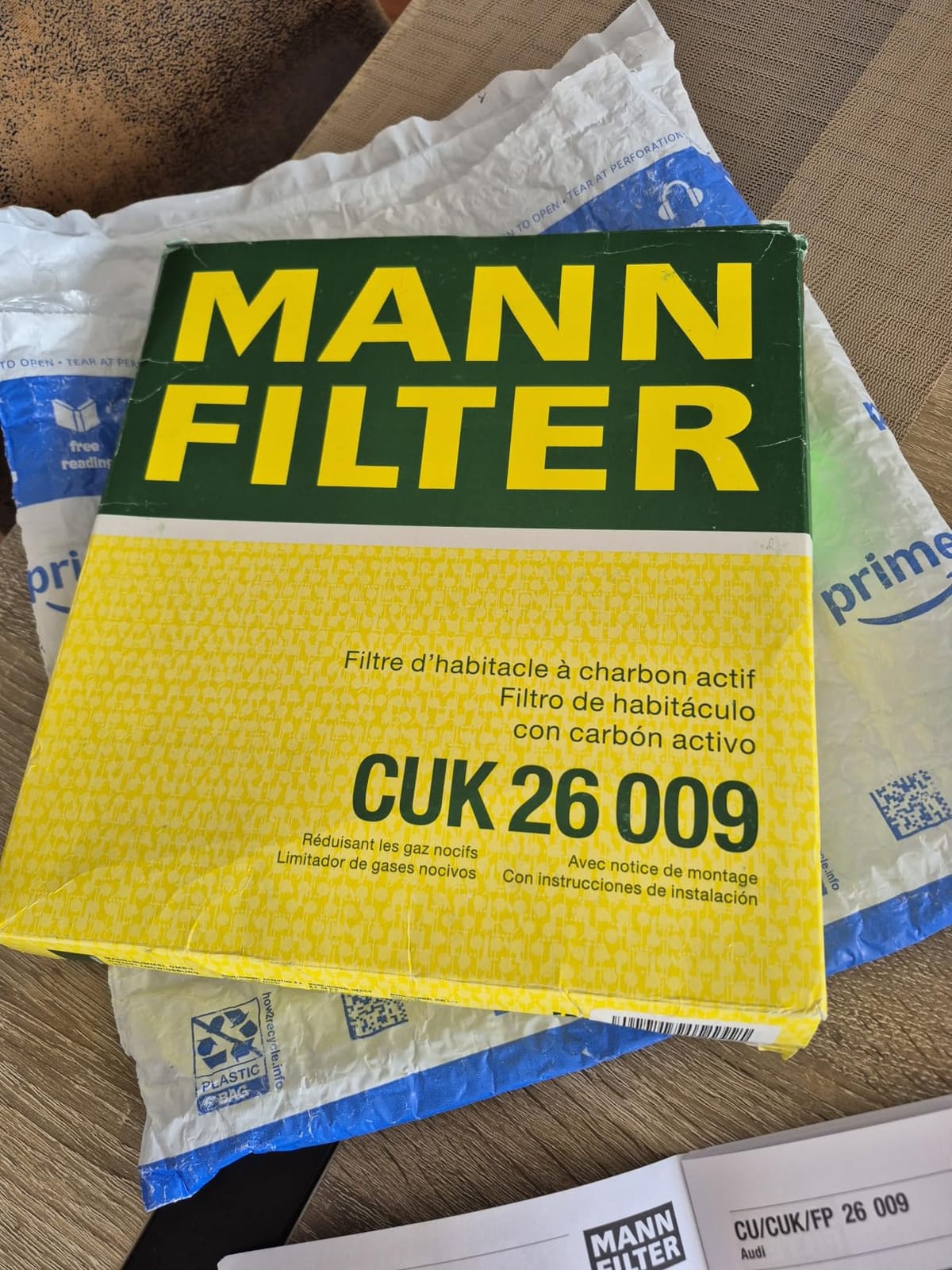 MANN-FILTER CUK 26 009 Cabin Air Filter with Activated Carbon customer photo 1