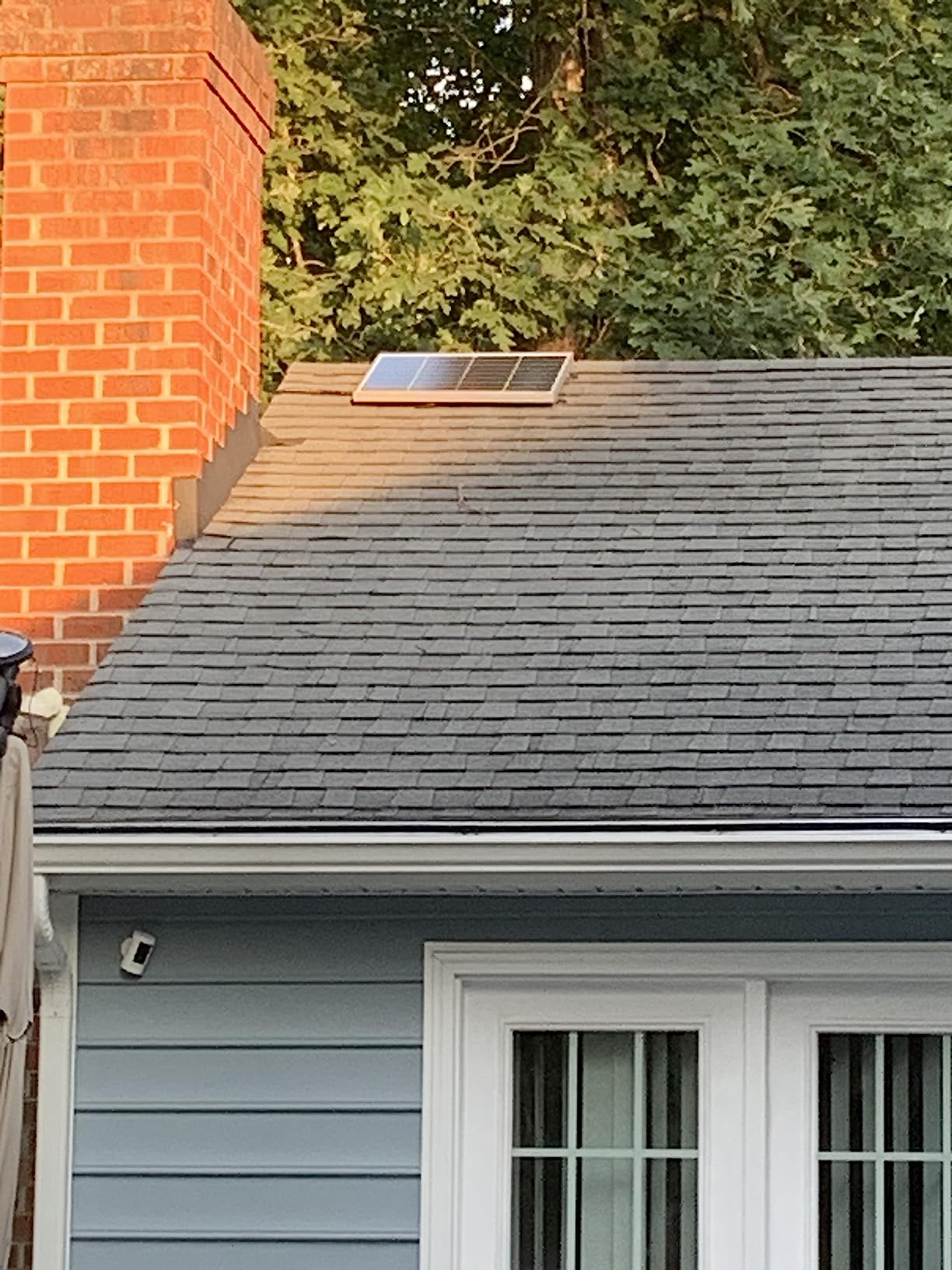 Amtrak Solar 12-Inch Solar Attic Fan with Thermostat – Quiet Waterproof Vent for Garage, Attic, Greenhouse – Plug & Play Cooling System – High-Efficiency Monocrystalline Panel – Made in USA customer photo 2