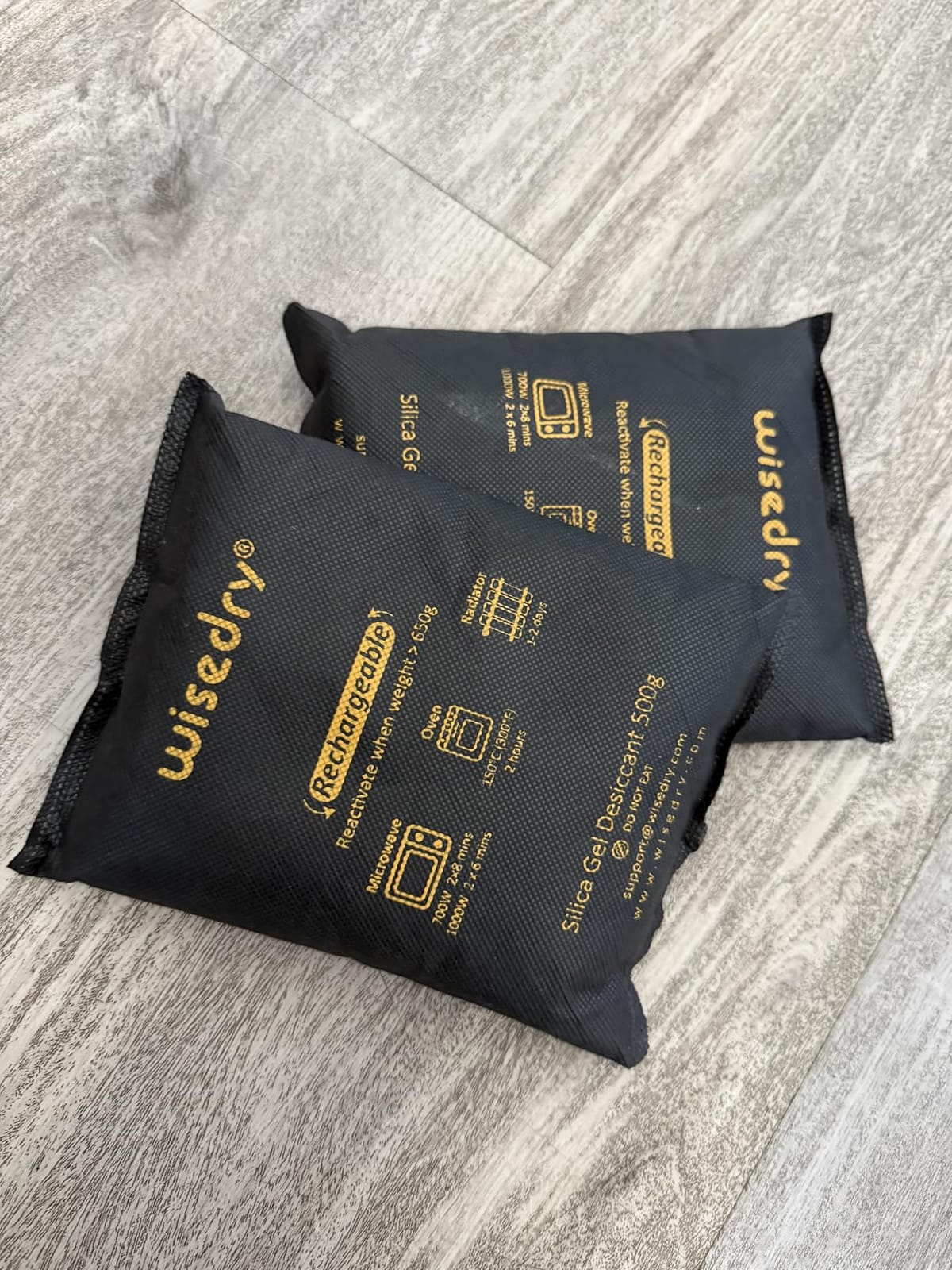 wisedry 2 x 500 Gram [2.2 lbs] Rechargeable Silica Gel Car Dehumidifier, Microwave Fast Reactivated Desiccant Packets Large for Gun Safe Closet Basement Garage Storage Moisture Absorber Bag Reusable customer photo 2