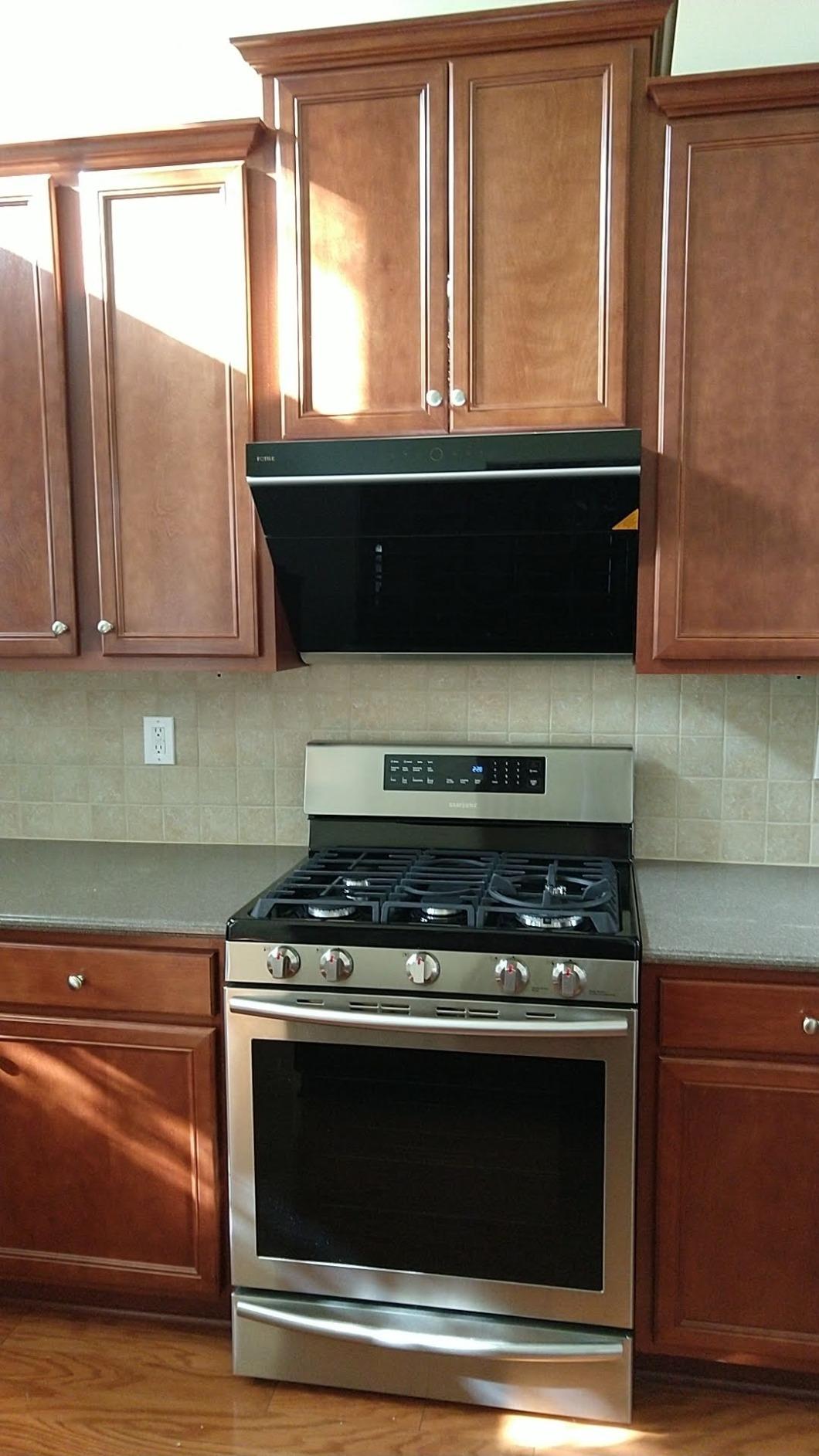 FOTILE JQG7505 30” Under-Cabinet or Wall-Mount Range Hood | Dual DC-Motor | Slant Vent Design | Hands Free On and Off | Touchscreen with 4 Speed Level | Modern Kitchen Onyx Black Glass customer photo 1