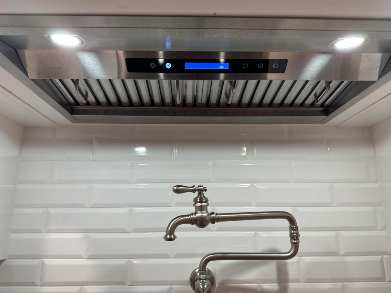 EKON Range Hood Insert 36 Inch, 900 CFM Kitchen Vent Hood, Built-in Ducted or Ductless Convertible, Remote & 4-Speed Touch Control, Adjustable LED Lights, Stainless Steel, NAB02-36 customer photo 2