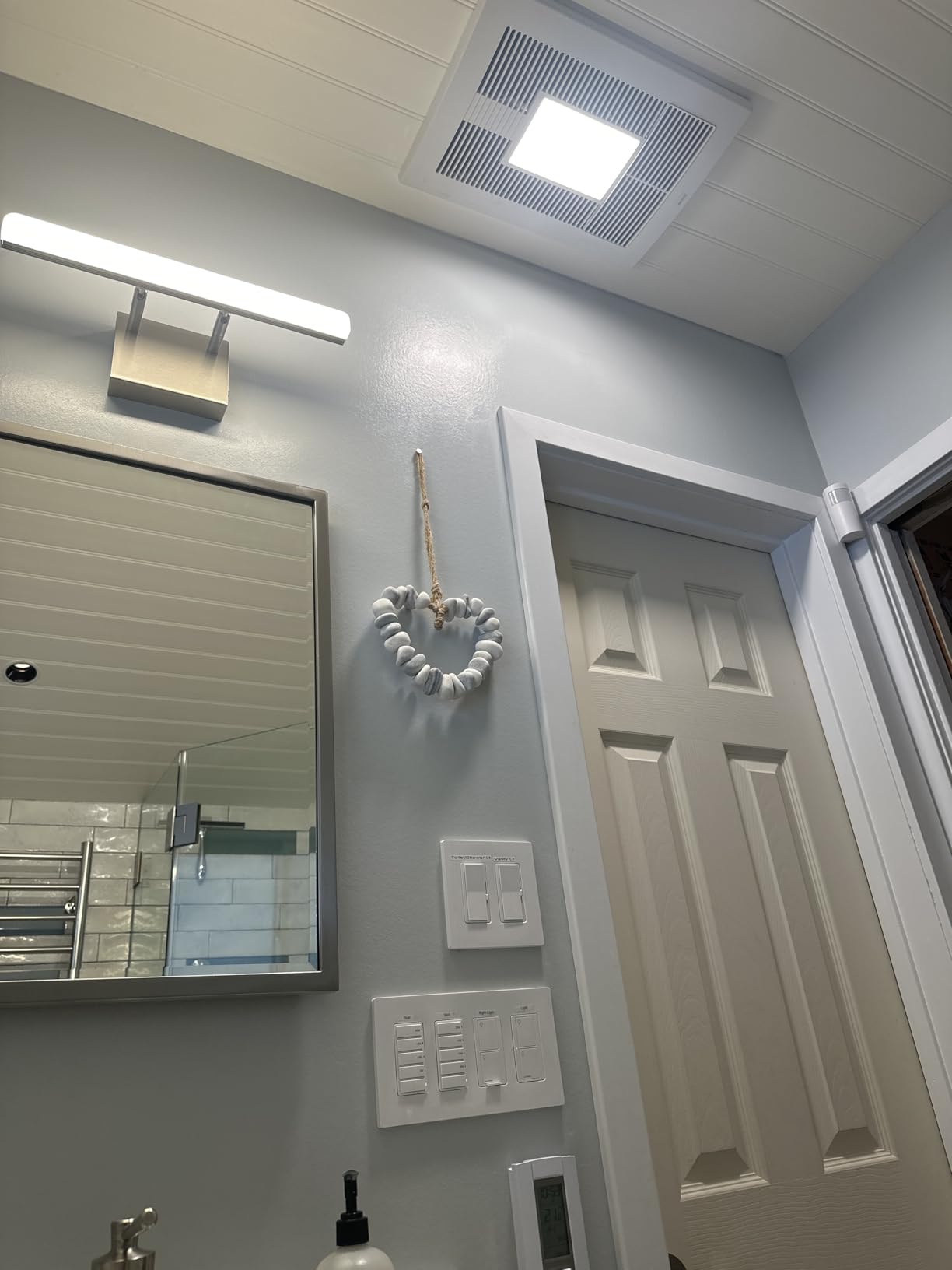 Panasonic WhisperWarm Ceiling Mount Bathroom Exhaust Fan with LED Light & Heater, 50-80-110 CFM, FV-0511VHL1 customer photo 2