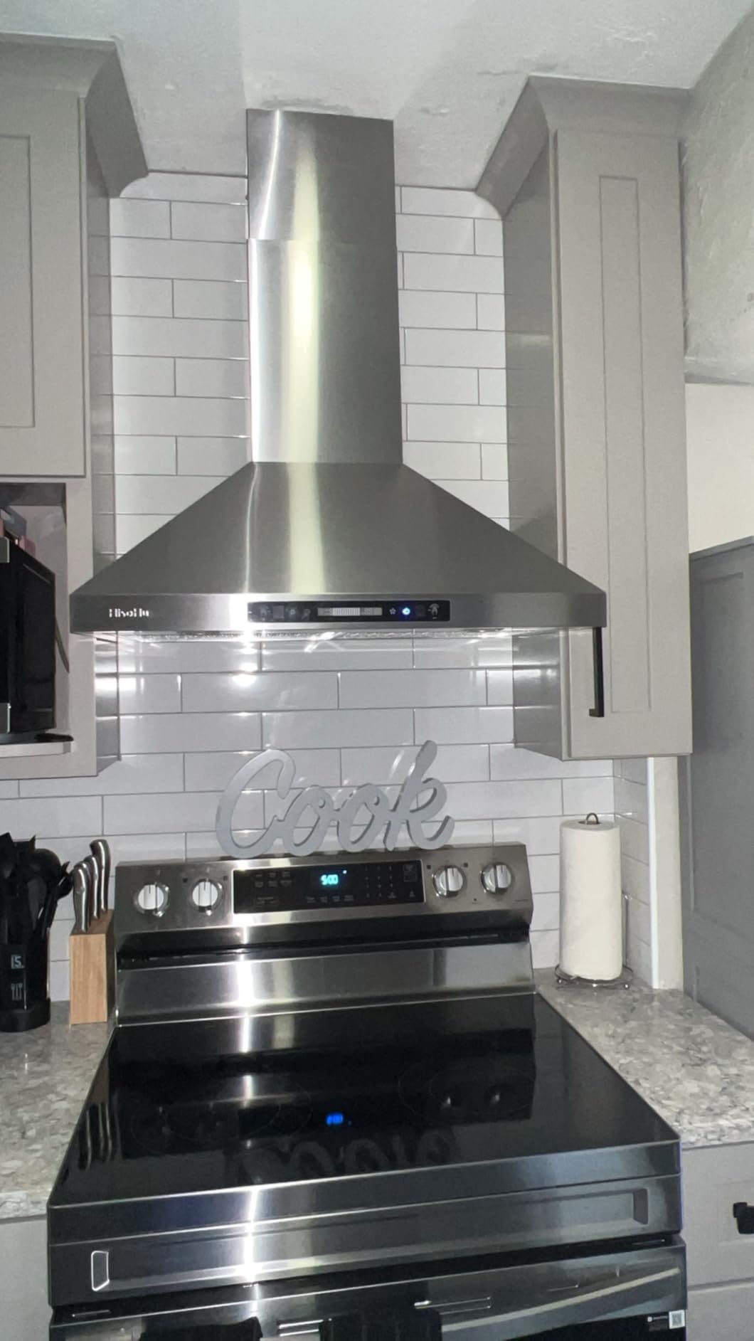 HisoHu Wall Mount Range Hood 30 Inch, Ductless/Ducted Convertible, 780 CFM Stainless Kitchen Hood, with Aluminum Filters, Gesture & Touch Control customer photo 2