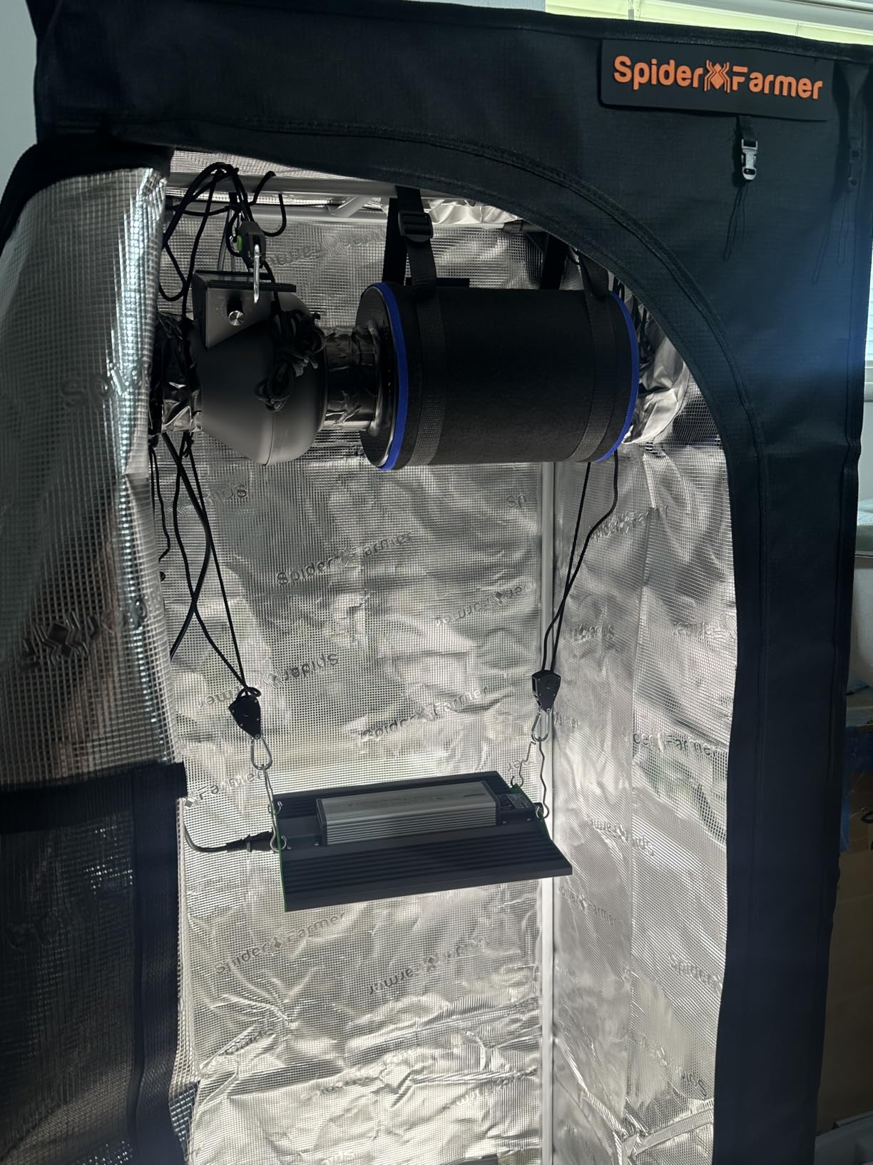Air Carbon Filter 6 Inch ,Smellines Control Removes 3X More Odors Contaminants. Australian Virgin Charcoal,Carbon Filter for Grow Tent, Hydroponics, Pre-Filter Included (6inch) customer photo 1
