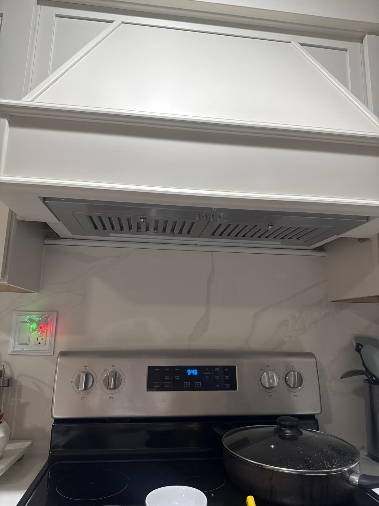 Range Hood 30 inch Insert, 600 CFM Built-in Kitchen Hood customer photo 1
