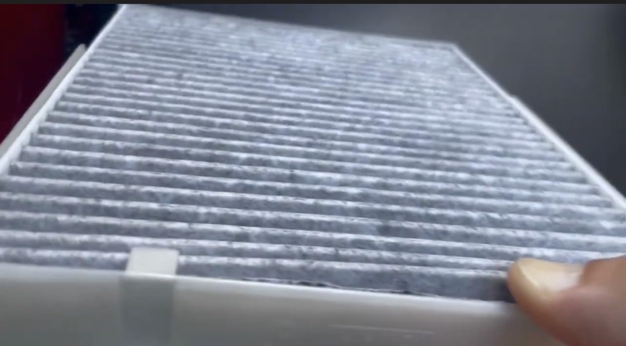Puroma 1 Cabin Air Filter Activated Carbon for CP157 CF12157 Lexus Toyota customer photo 2