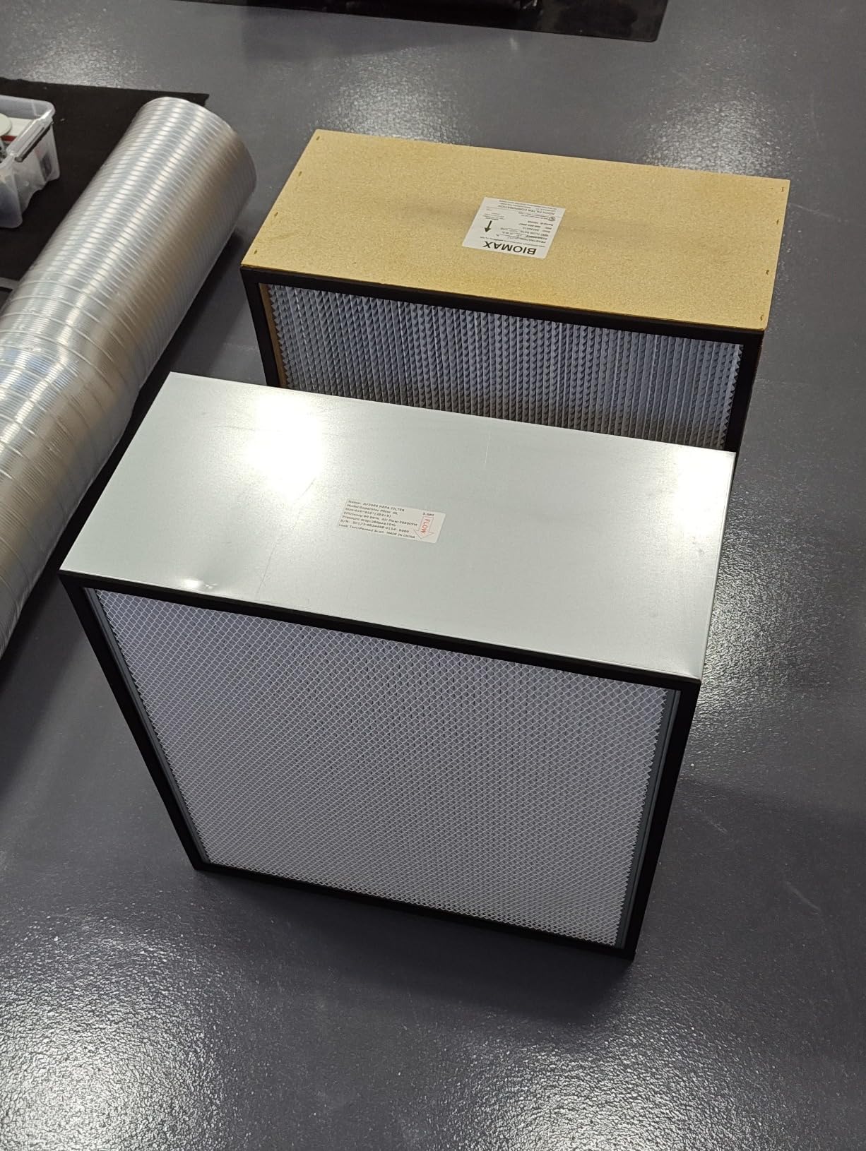 MOUNTO HEPA Filter Replacement for 2000CFM Air Scrubber HEPA2000 (1 Pack), True HEPA Filter Replacement for MOUNTO 2000CFM Air Scrubber, 24x24x11.5 Inch, Aluminum Frame, 2000CFM High Air Flow customer photo 2