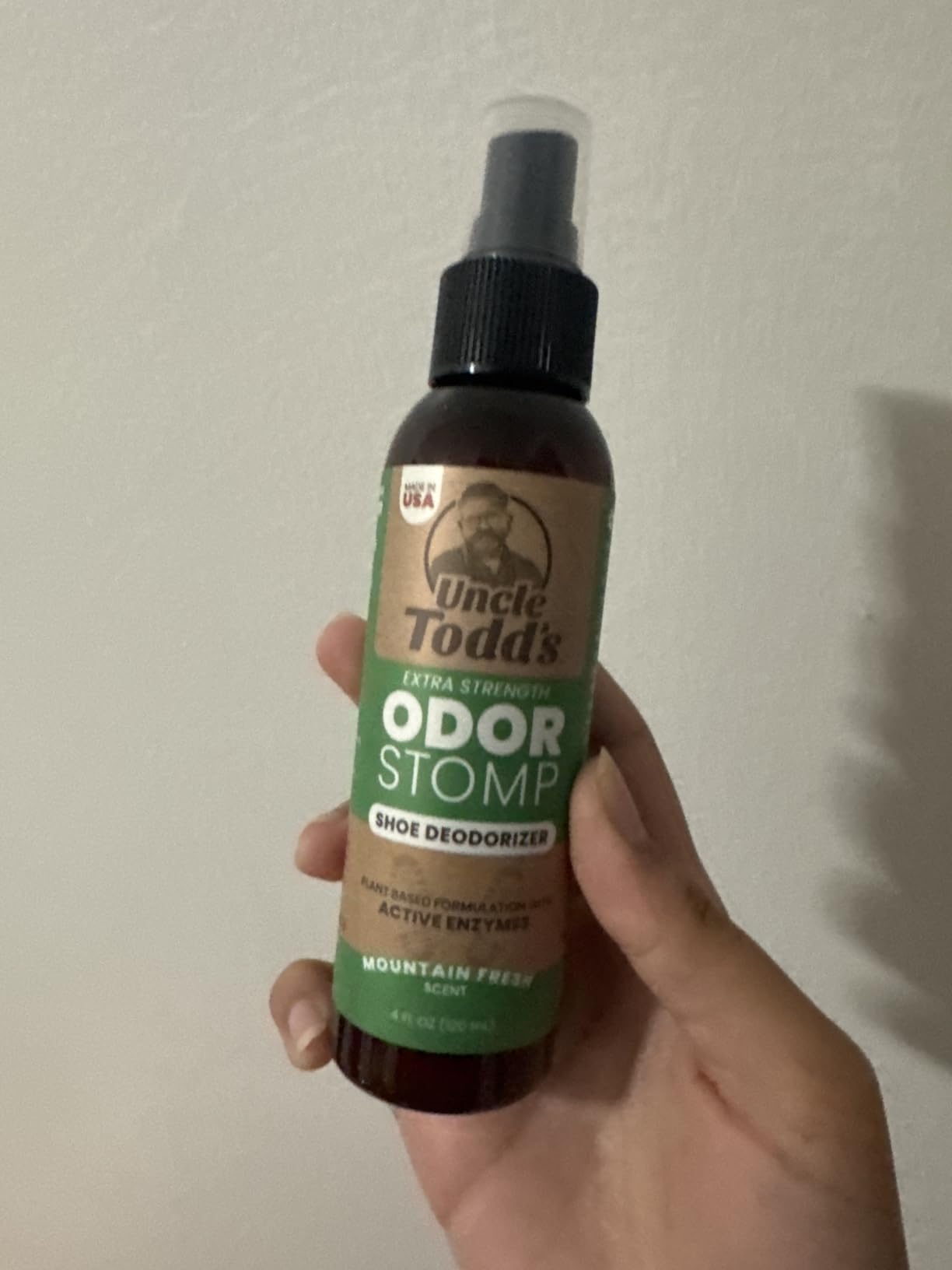 Uncle Todd's Shoe Deodorizer Spray - Proven & Powerful Enzyme Formula Spray for Shoe Odor Elimination in All Footwear (Mountain Fresh) customer photo 2