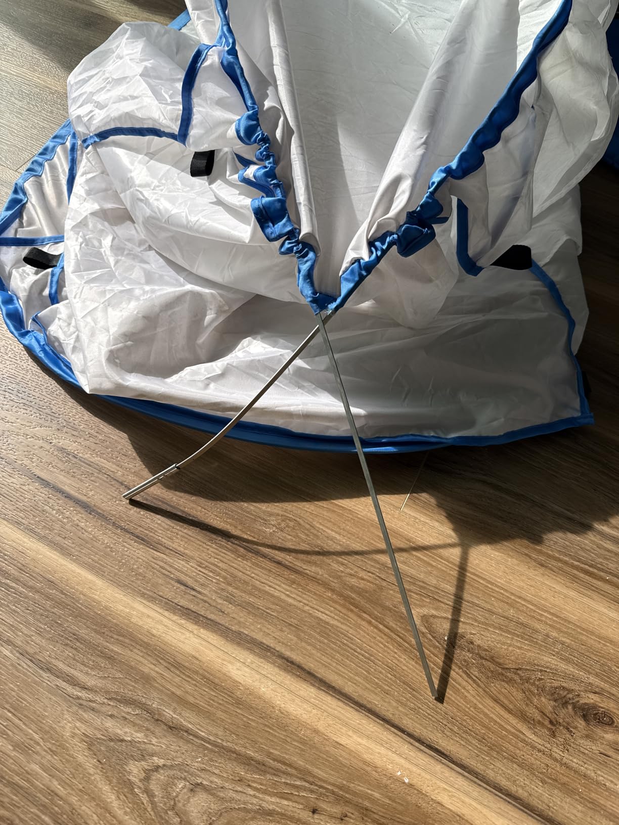 Paint Spray Booth Tent - Portable and Foldable Spray Paint Booth Tool with Vents, Tool for Small DIY Painting, Pop-up, Windproof, Easy-to-Clean Paint Station (Blue) customer photo 1