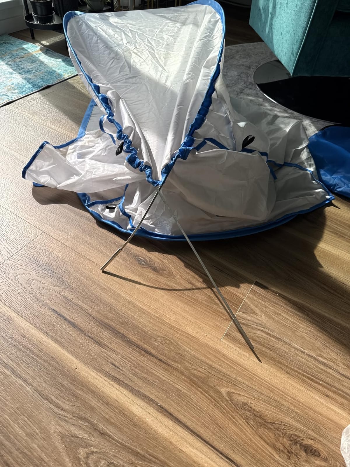 Paint Spray Booth Tent - Portable and Foldable Spray Paint Booth Tool with Vents, Tool for Small DIY Painting, Pop-up, Windproof, Easy-to-Clean Paint Station (Blue) customer photo 2