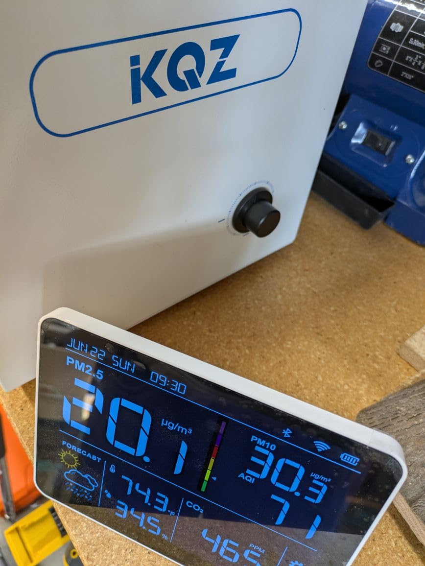 KQZ Laser Fume Extractor for Under 40W Laser Engraver with Display & Remote customer photo 1