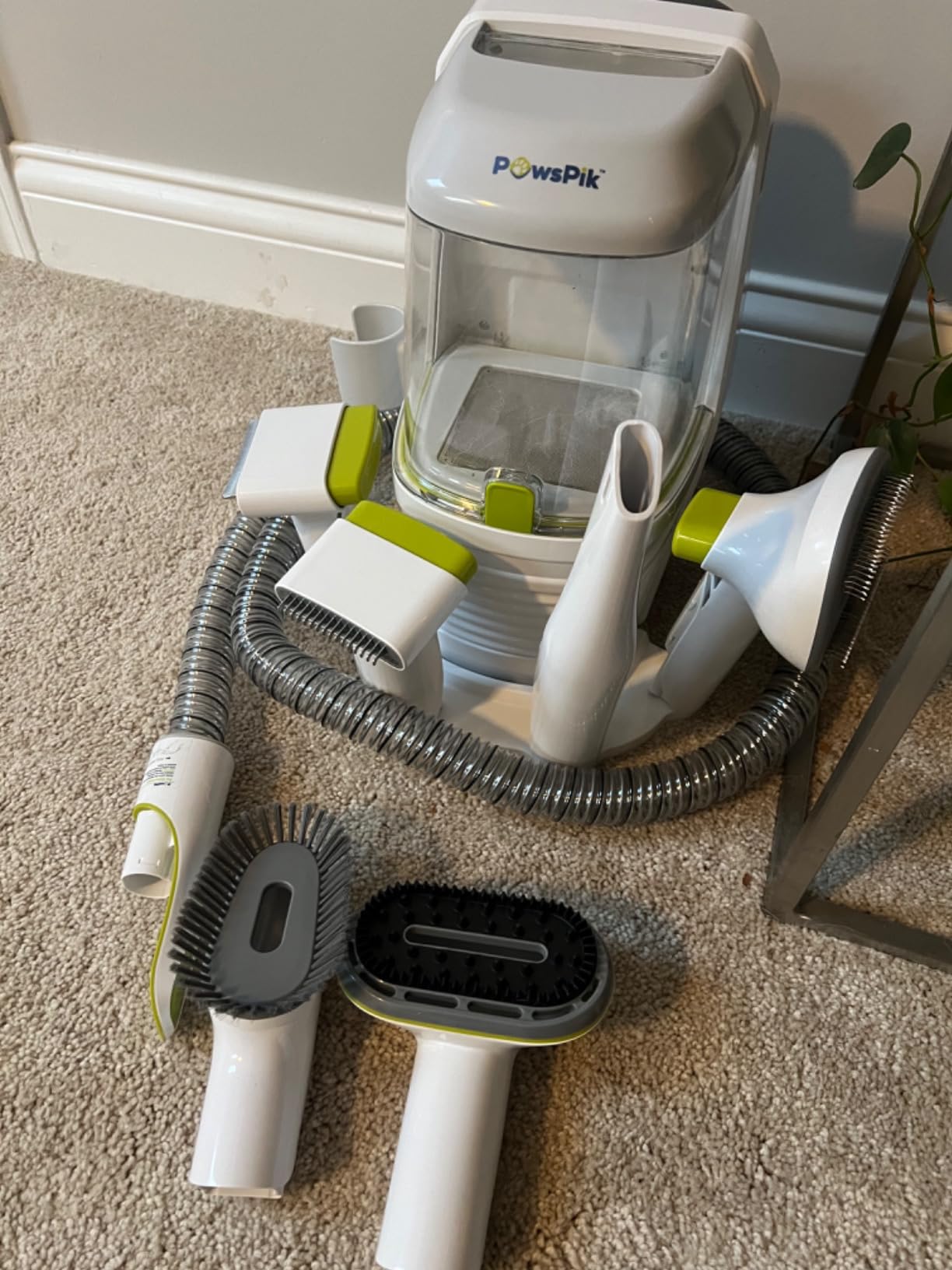 PAWSPIK Professional Dog Grooming Vacuum Kit, Dogs & Cats, Direct Handheld Control, 7 Grooming Tools, Deshedding and Dematting for Grooming, Large 2.2L Dust Bin, UL, HEPA Filter customer photo 1