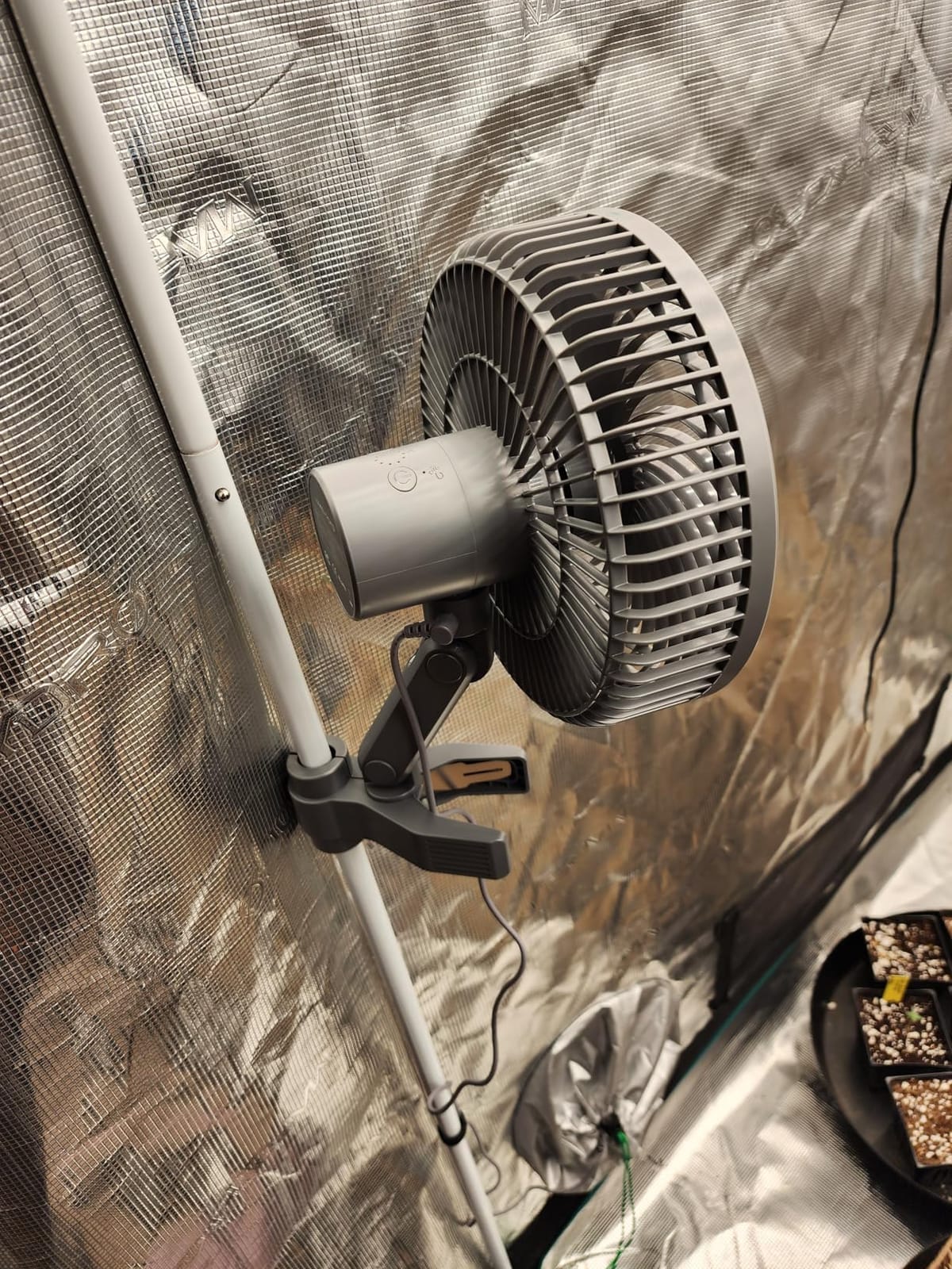 MARS HYDRO 2PCS 6''Oscillating Clip-On Grow Tent Fan,10 Speeds,EC Motor customer photo 2