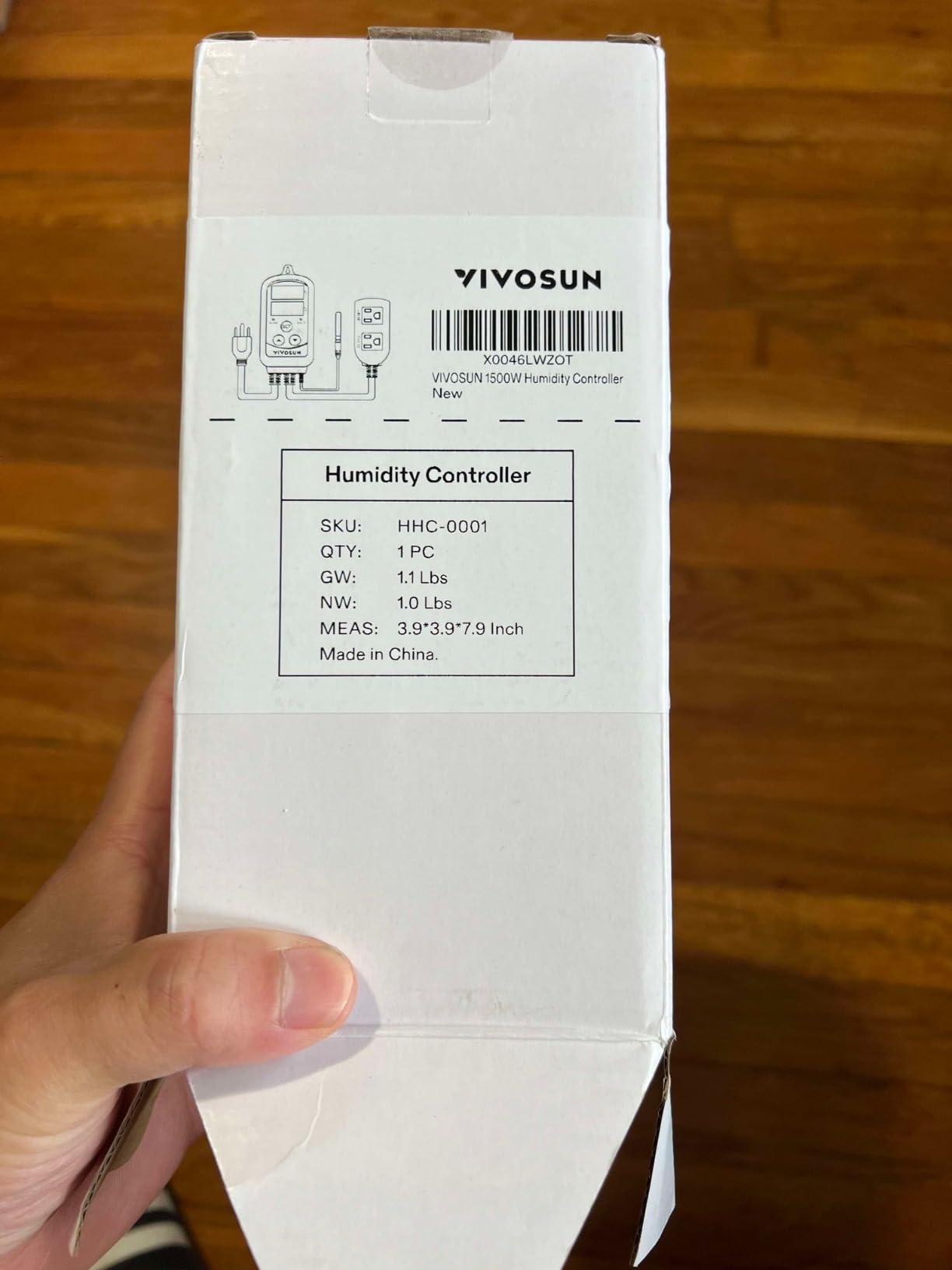VIVOSUN Humidity Controller, 1200W Dual-Stage Outlet, Pre-Wired Digital Humidistat with Dual LED Displays for Humidifier/Dehumidifier/Fan, Ideal for Greenhouse, Grow Tent, Home-Brewing, Mushroom customer photo 1