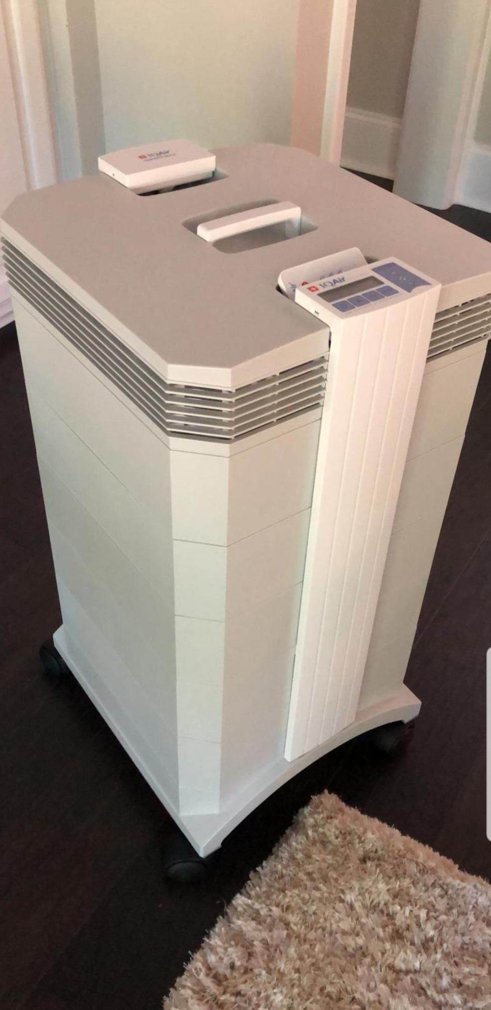 IQAir HealthPro Compact XE Air Purifier HyperHEPA WiFi 1240 sq ft customer photo 1