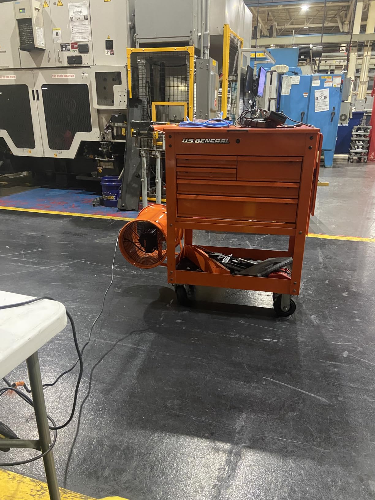 VEVOR Air Mover Blower Fan 10 Inch, 1893CFM 380W with 33ft Flexible Duct, Industrial Portable Ventilator Blower/Exhaust customer photo 2