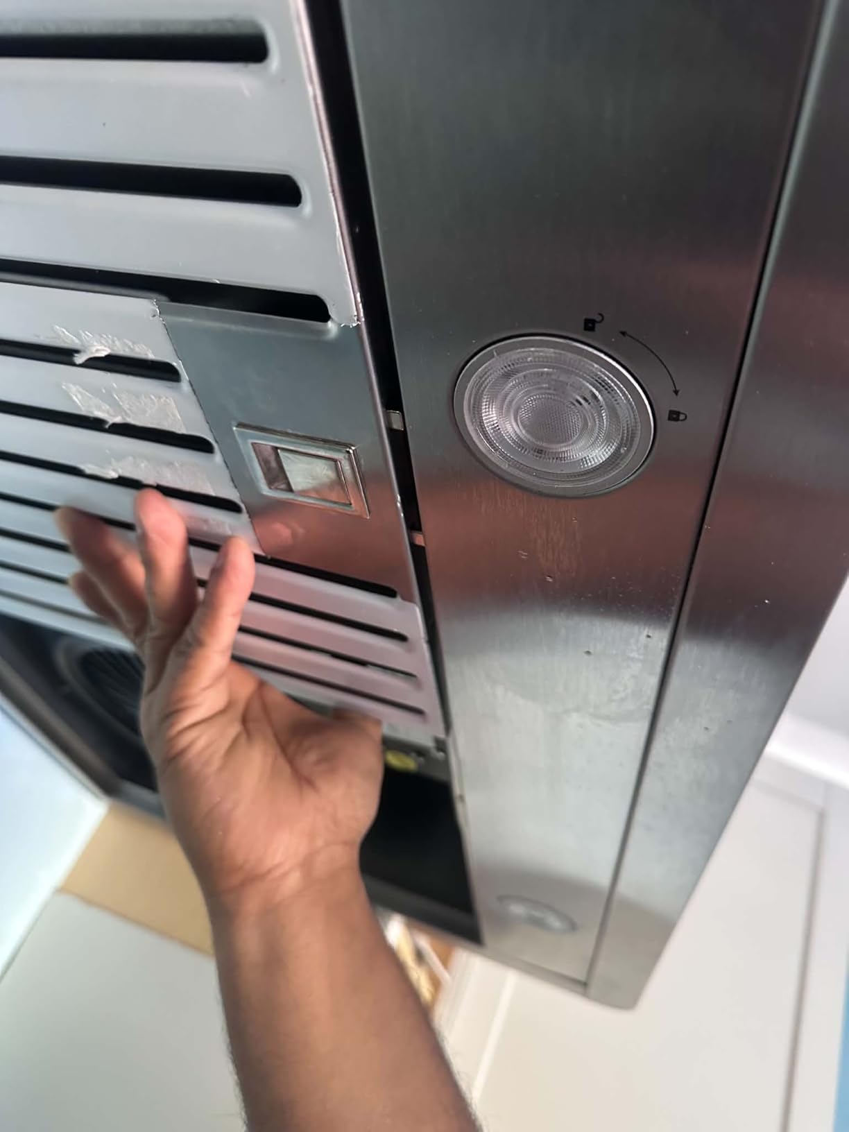 VIKIO HOME 30 Inch Under Cabinet Range Hood, 980CFM Fast Venting Ducted customer photo 1