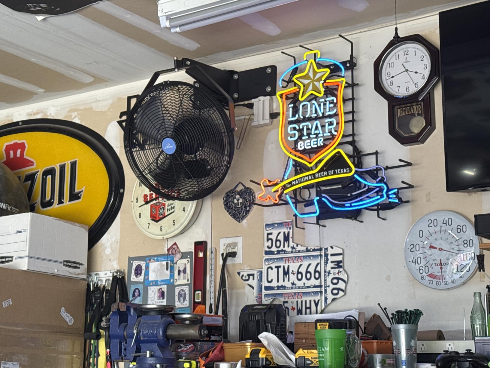 iLiving 20 Inch Wall Mount Fan, 4750 CFM High Velocity Metal Fan with 3 Speeds, Sealed Motor & 360° Tilt, Heavy Duty Wall/Ceiling Mount Fan for Garage, Warehouse, Barn, Greenhouse, Workshop customer photo 2